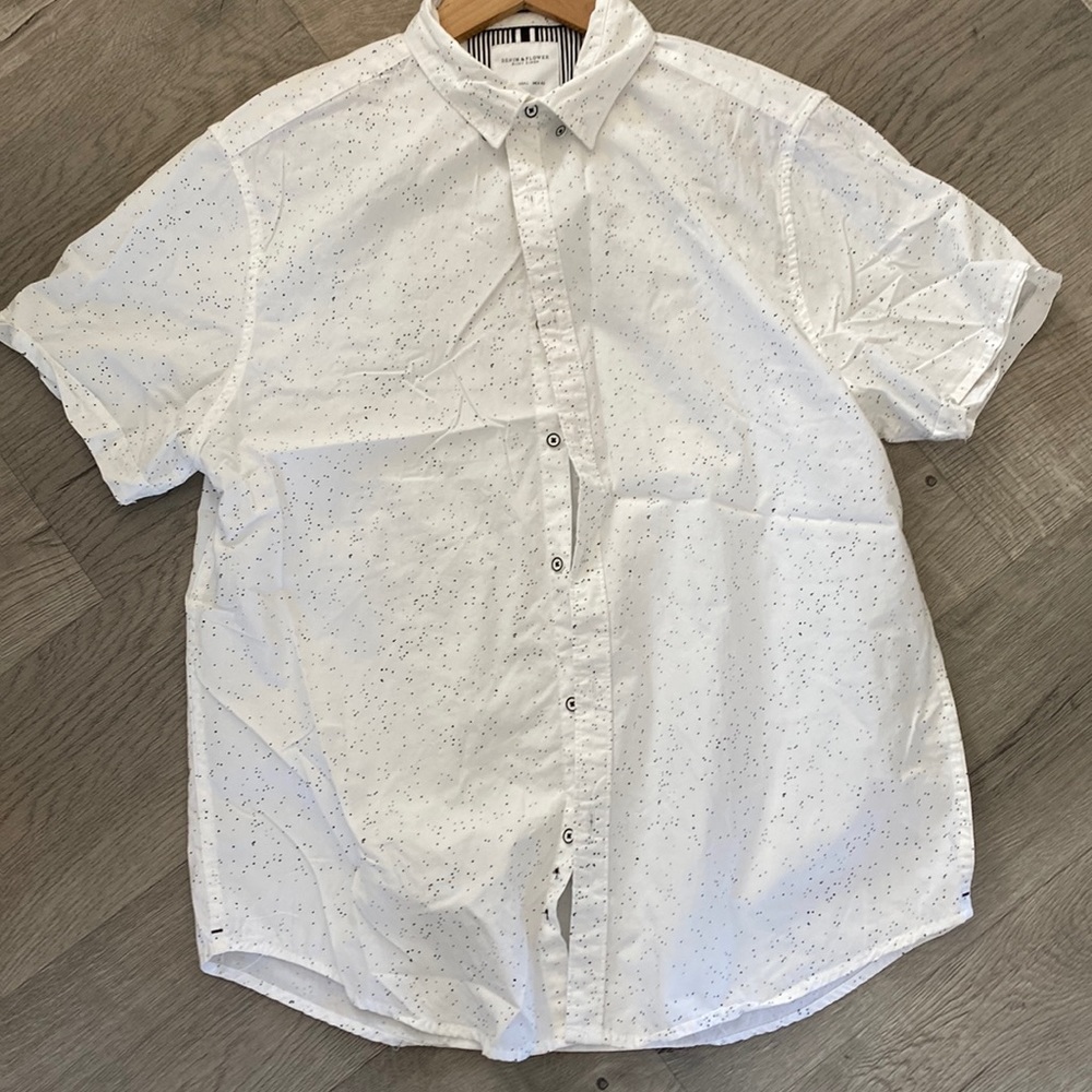 Denim & Flower Men’s White Black Polka dot short sleeve button down size large
